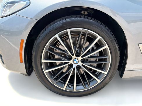 Used 2023 BMW 540i w/ Premium Package RWD image 11