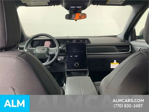 Used 2026 GMC Terrain Elevation w/ Black Edition image 29