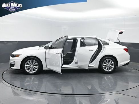 Used 2023 Chevrolet Malibu LT image 28