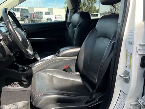 Used 2019 Dodge Journey GT AWD/4WD image 29