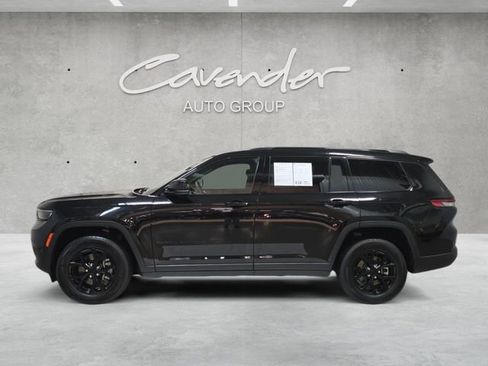 Used 2024 Jeep Grand Cherokee L Altitude image 13