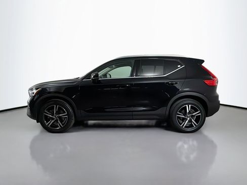 Certified 2023 Volvo XC40 B5 Plus w/ Driver Assist Package image 9