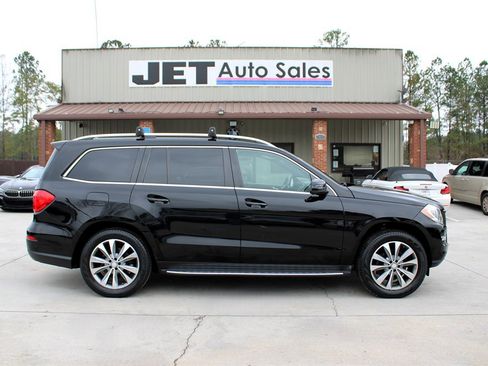 Used 2015 Mercedes-Benz GL 320 BlueTEC 4MATIC image 8