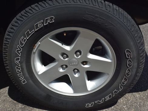 Used 2016 Jeep Wrangler Sport AWD/4WD image 27