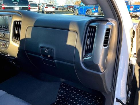 Used 2018 Chevrolet Silverado 1500 LT w/ All Star Edition image 12