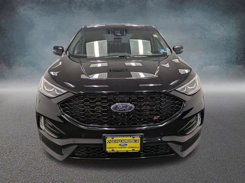 Used 2020 Ford Edge ST w/ Equipment Group 401A AWD/4WD image 2