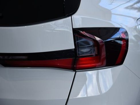 Certified 2023 BMW X1 xDrive28i w/ Convenience Package image 11