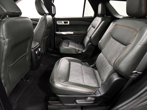 Used 2023 Ford Explorer Timberline w/ Timberline Technology Package AWD/4WD image 15