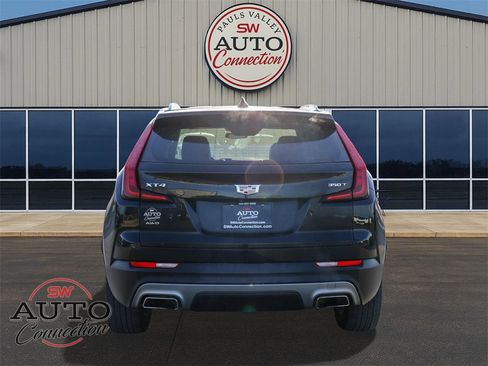 Used 2023 Cadillac XT4 Premium Luxury image 6