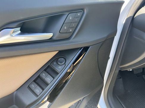 New 2026 Chevrolet Equinox ACTIV w/ Convenience Package III image 24