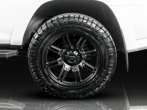 Used 2023 Toyota 4Runner SR5 image 17