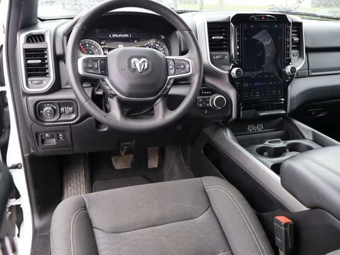 Used 2025 RAM 1500 Big Horn image 24