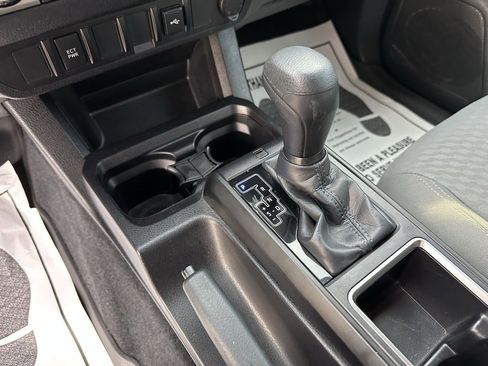 Used 2023 Toyota Tacoma TRD Sport image 22