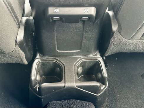 Used 2022 Jeep Wrangler Unlimited Sport AWD/4WD image 28