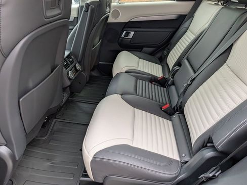 New 2026 Land Rover Discovery Dynamic SE AWD/4WD image 25