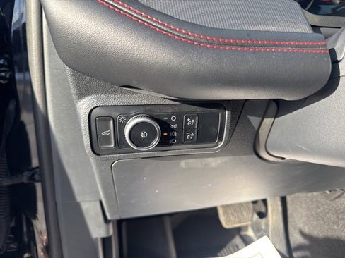 Used 2025 Ford Explorer ST-Line w/ Premium Package image 22