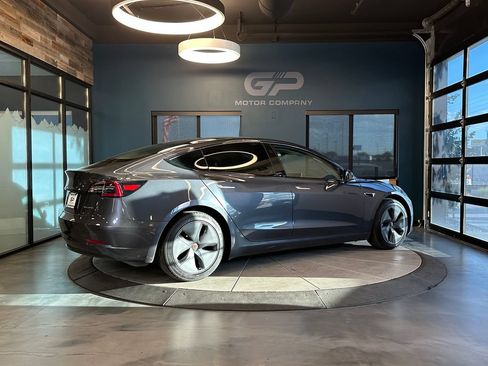 Used 2019 Tesla Model 3 Long Range AWD/4WD image 3