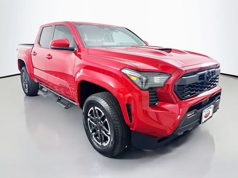 Certified 2026 Toyota Tacoma TRD Sport RWD image 3