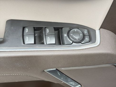 Used 2025 Chevrolet Silverado 1500 LT w/ Z71 Off-Road Package image 12