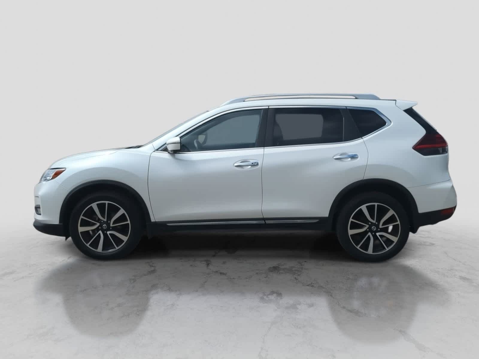 Used 2019 Nissan Rogue S AWD/4WD image 5