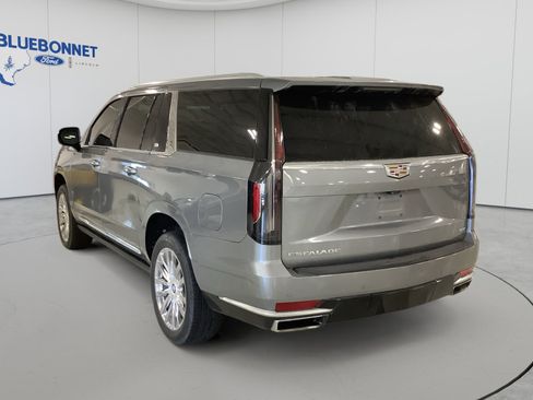 Used 2023 Cadillac Escalade ESV Premium Luxury w/ Performance Package RWD image 6