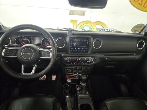 Used 2020 Jeep Gladiator Rubicon AWD/4WD image 14