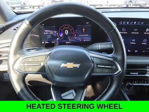 Used 2025 Chevrolet Traverse LT w/ Sun and Wheel Package AWD/4WD image 35