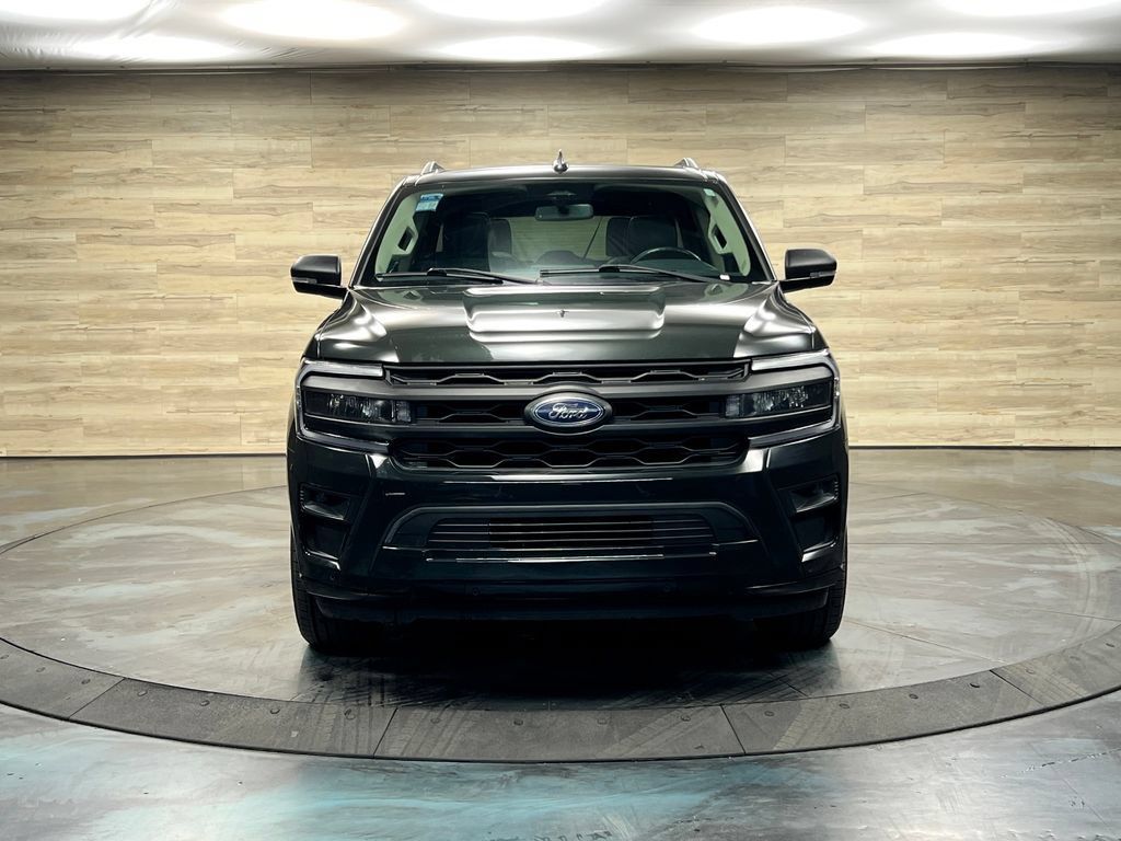 Used 2022 Ford Expedition Max XLT AWD/4WD image 5