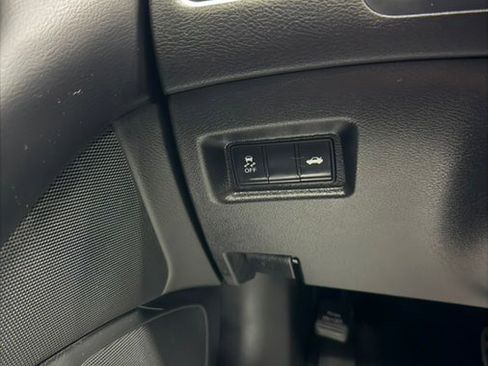 Used 2018 INFINITI Q50 Luxe w/ Cargo Package (L95) AWD/4WD image 37