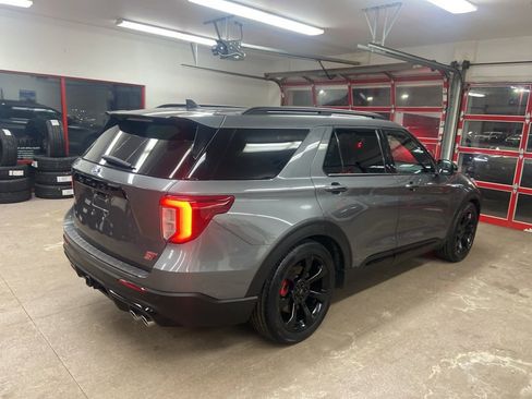 Used 2024 Ford Explorer ST w/ Equipment Group 401A image 19