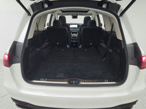 Certified 2024 Mercedes-Benz GLS 580 4MATIC image 31