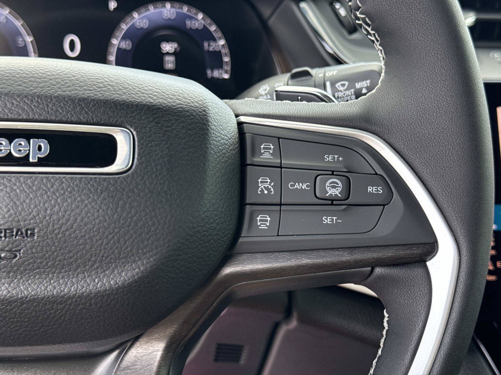 New 2026 Jeep Grand Cherokee Limited AWD/4WD image 19
