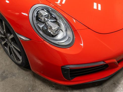 Used 2018 Porsche 911 Carrera RWD image 17