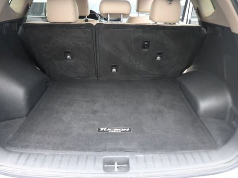 Used 2021 Hyundai Tucson Sport FWD image 25