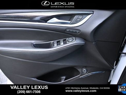 Used 2021 Buick Enclave Avenir w/ Avenir Technology Package image 16