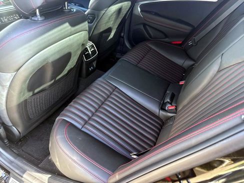 Used 2025 Genesis G70 3.3T Advanced image 15