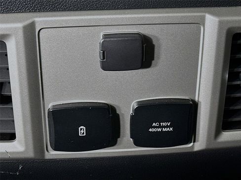 Used 2019 Ford F150 Lariat image 23