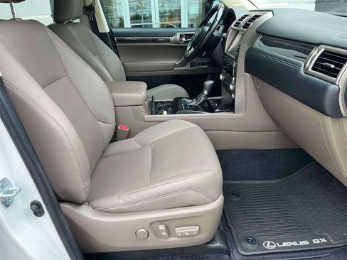 Used 2020 Lexus GX 460 Premium AWD/4WD image 24