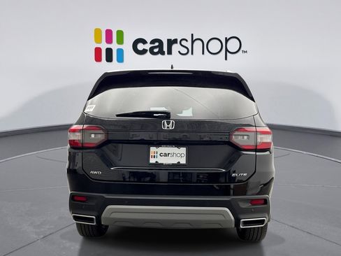 Used 2023 Honda Pilot Elite image 4