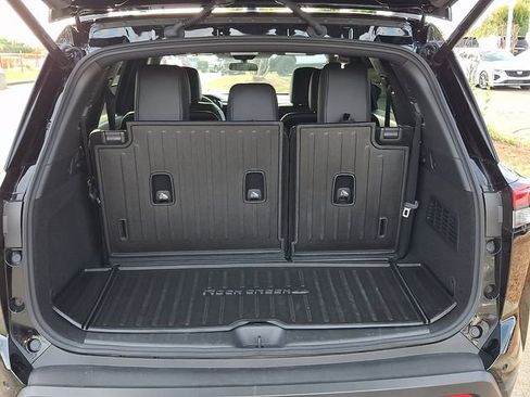 Used 2025 Nissan Pathfinder Rock Creek AWD/4WD image 25