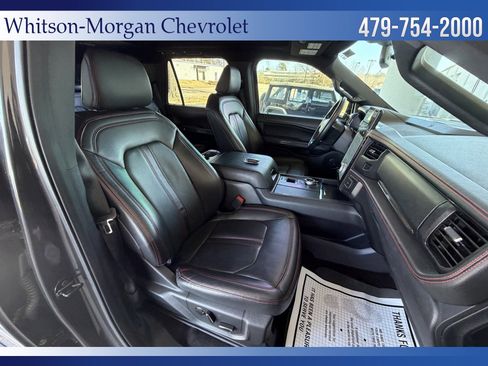 Used 2022 Ford Expedition Limited image 37