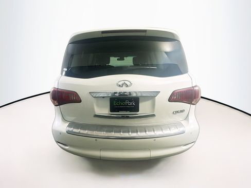 Used 2016 INFINITI QX80 4WD w/ Deluxe Technology Package image 7