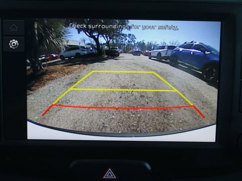 Certified 2025 Kia Soul LX image 44