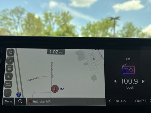 Used 2022 Kia Sorento S image 19