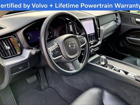 Used 2025 Volvo XC60 B5 Core AWD/4WD image 18