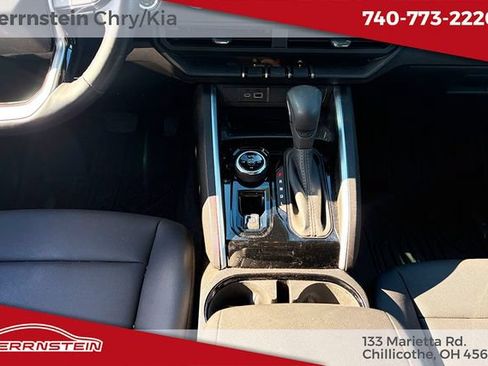 Used 2026 Chevrolet Colorado Trail Boss AWD/4WD image 12