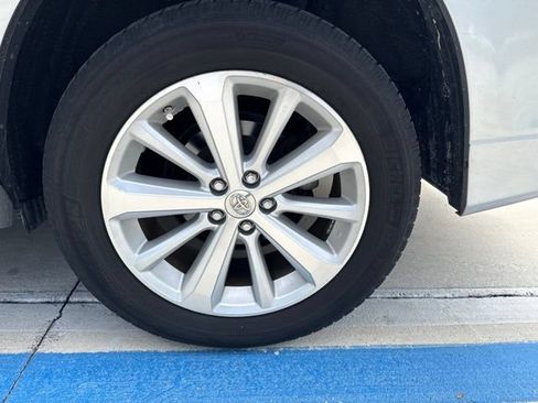 Used 2013 Toyota Highlander Limited AWD/4WD image 10