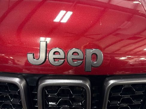 Used 2019 Jeep Grand Cherokee Limited X image 86