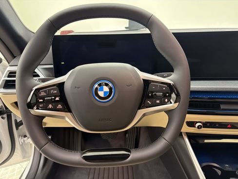 New 2026 BMW i4 eDrive40 w/ Premium Package RWD image 11