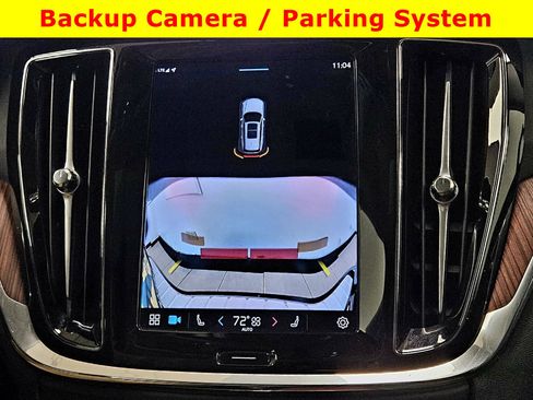 Used 2024 Volvo V60 B5 Cross Country Plus image 22